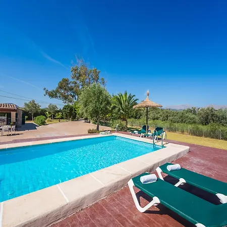 Tranquil Estate With Pool