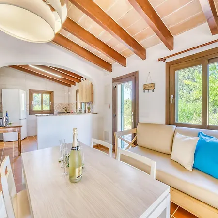 Tranquil Estate With Pool Holiday home *