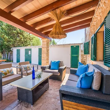 Tranquil Estate With Pool Holiday home *