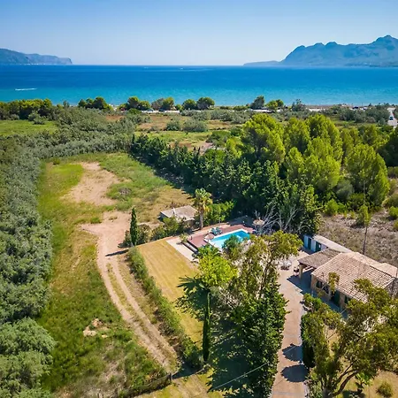 Tranquil Estate With Pool Holiday home