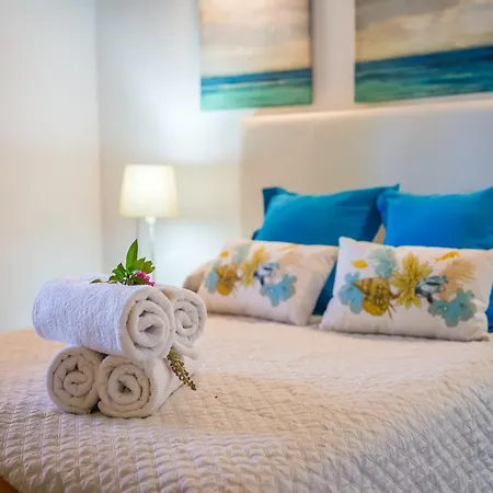 Tranquil Estate With Pool Holiday home *