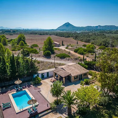 Tranquil Estate With Pool